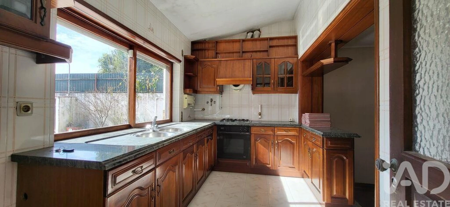 Moradia T4 para Venda em Ílhavo (São Salvador) Foto 6