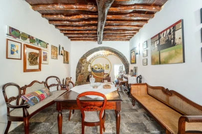 Moradia T3 para Venda em Rosto do Cão (Livramento)