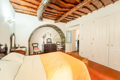 Moradia T3 para Venda em Rosto do Cão (Livramento)