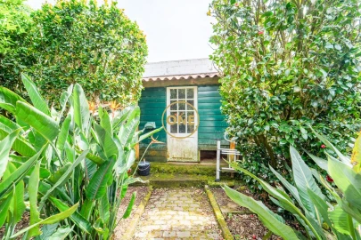 Moradia T3 para Venda em Rosto do Cão (Livramento)