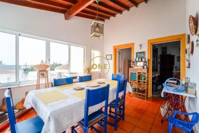 Moradia T3 para Venda em Rosto do Cão (Livramento)