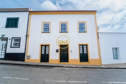 Moradia T3 para Venda em Rosto do Cão (Livramento)