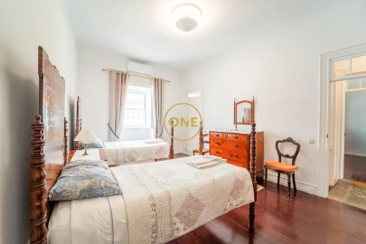 Moradia T3 para Venda em Rosto do Cão (Livramento)