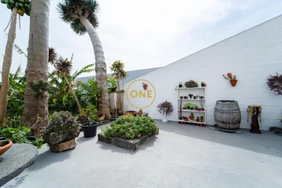 Moradia T3 para Venda em Rosto do Cão (Livramento)