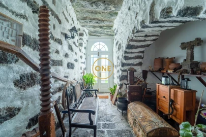 Moradia T3 para Venda em Rosto do Cão (Livramento)