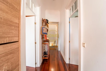 Moradia T3 para Venda em Rosto do Cão (Livramento)