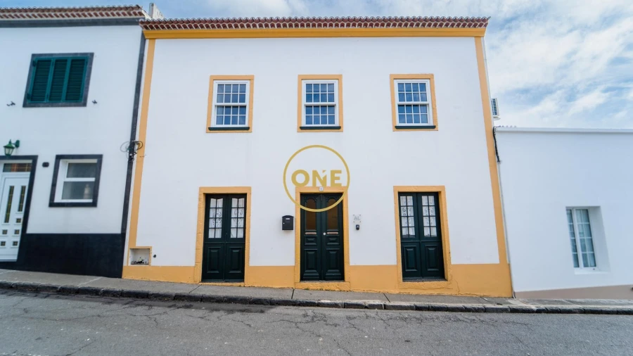 Moradia T3 para Venda em Rosto do Cão (Livramento)