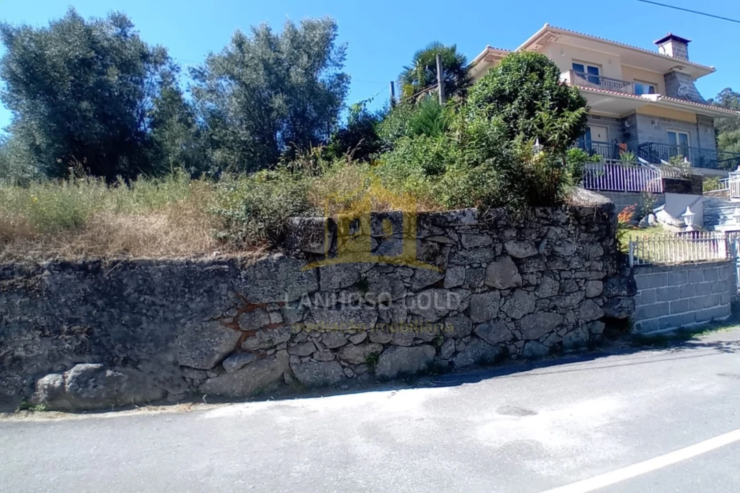 Terreno para Venda em Fonte Arcada e Oliveira Foto 13