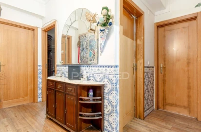 Apartamento T3 para Venda em Laranjeiro e Feijó