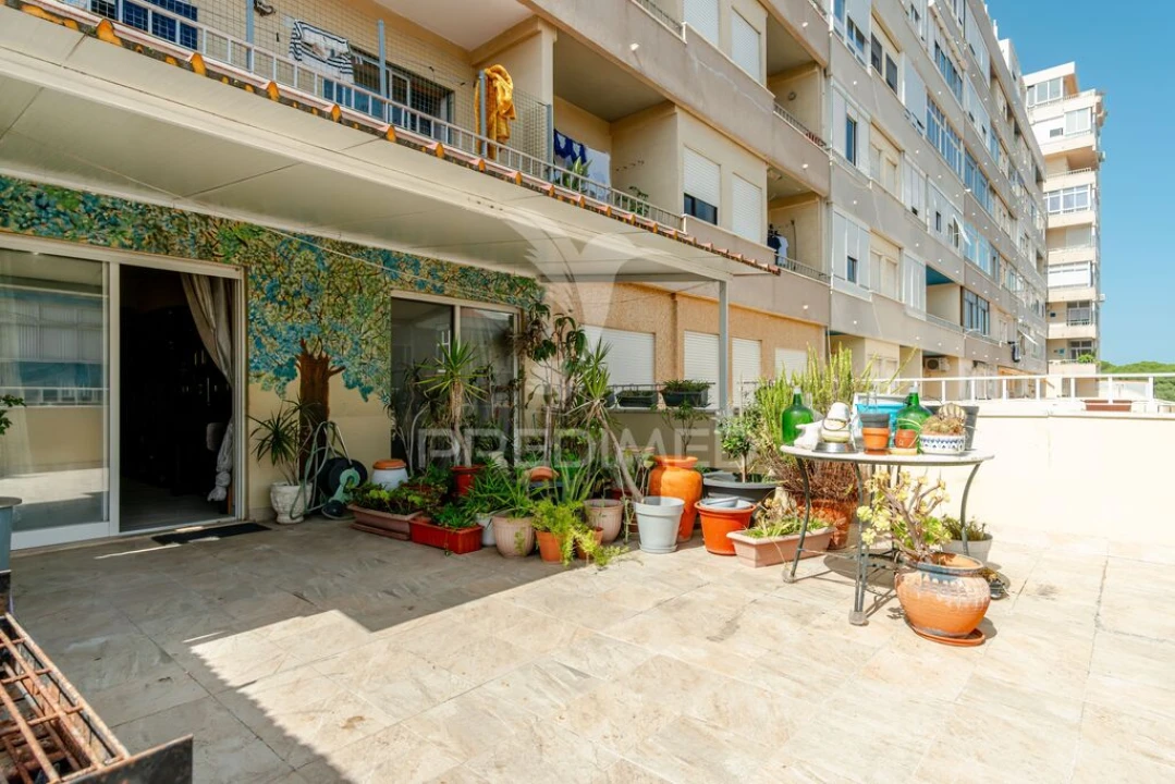 Apartamento T3 para Venda em Laranjeiro e Feijó Foto 14