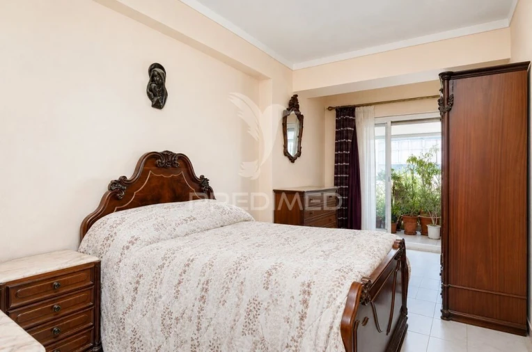 Apartamento T3 para Venda em Laranjeiro e Feijó Foto 3