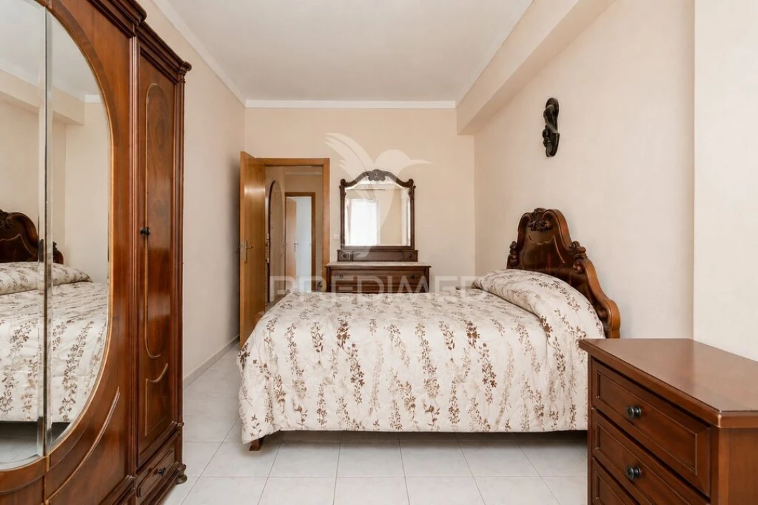 Apartamento T3 para Venda em Laranjeiro e Feijó Foto 12