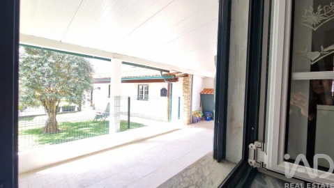 Moradia T4 para Venda em Pedreiras