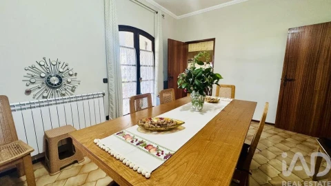 Moradia T6 para Venda em Carvalhais e Candal