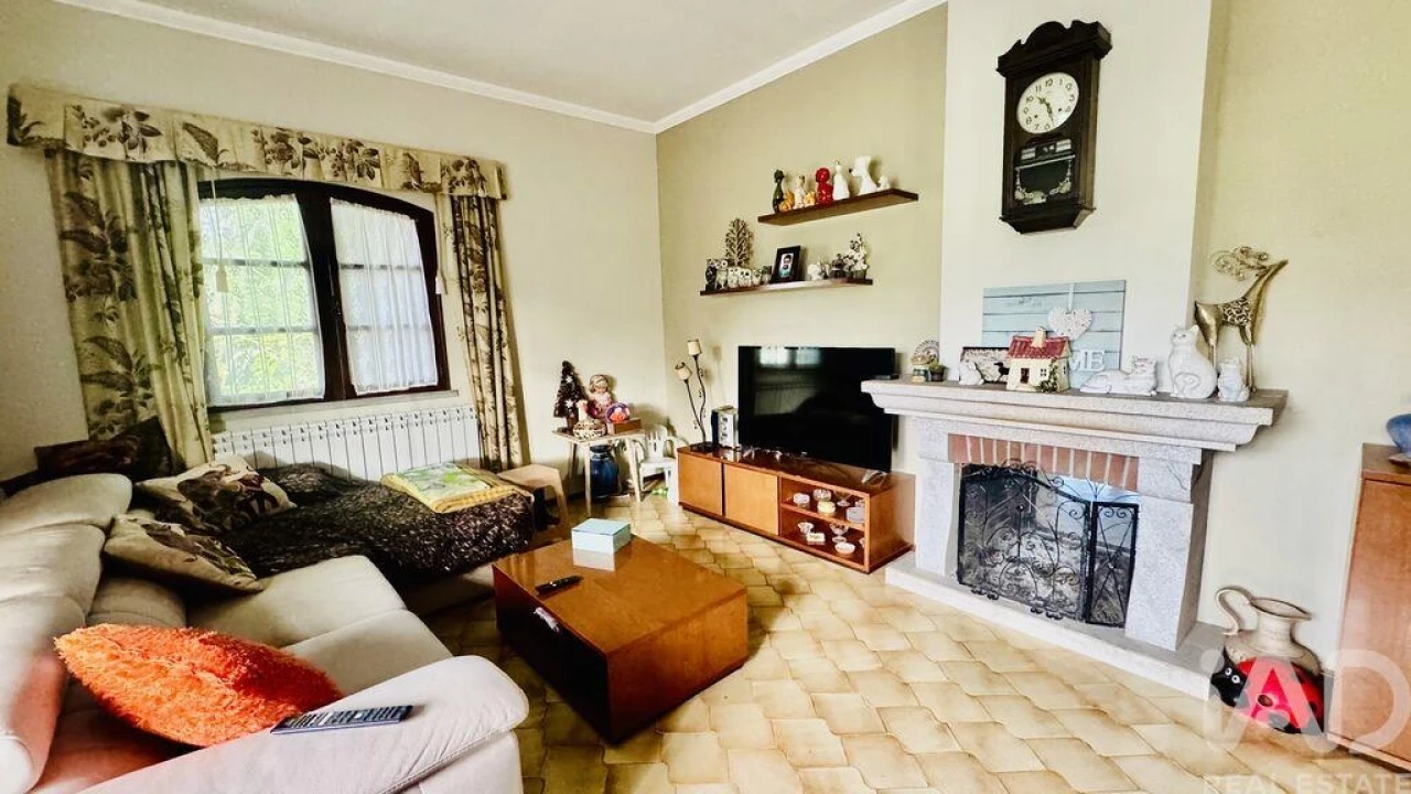 Moradia T6 para Venda em Carvalhais e Candal Foto 18