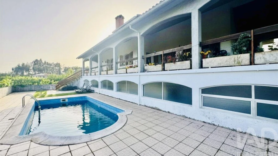 Moradia T6 para Venda em Carvalhais e Candal Foto 9