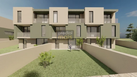 Moradia T3 para Venda em Fradelos