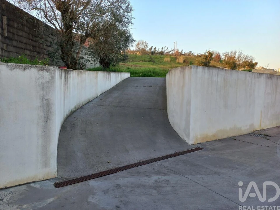 Moradia T4 para Venda em Matas e Cercal Foto 28