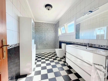 Moradia T4 para Venda em Vilar de Nantes