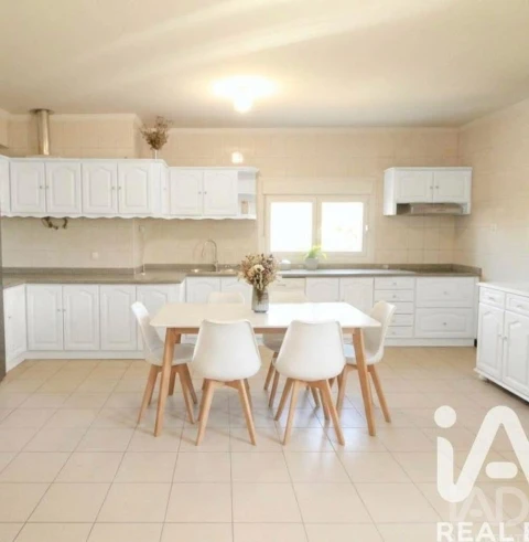 Moradia T4 para Venda em Vilar de Nantes