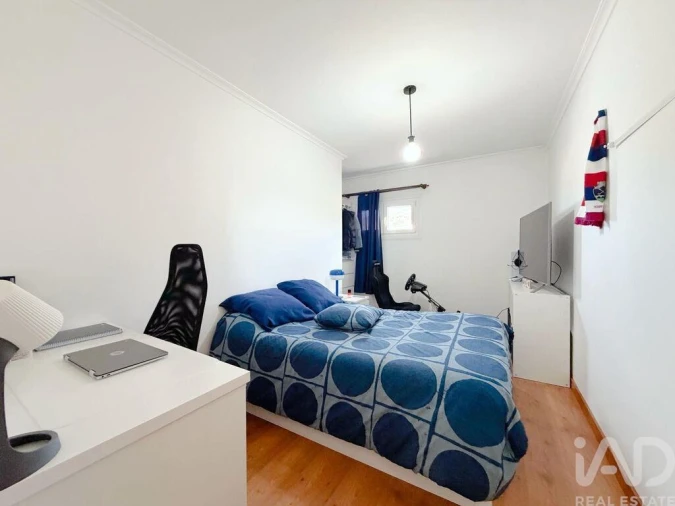 Moradia T4 para Venda em Vilar de Nantes Foto 7