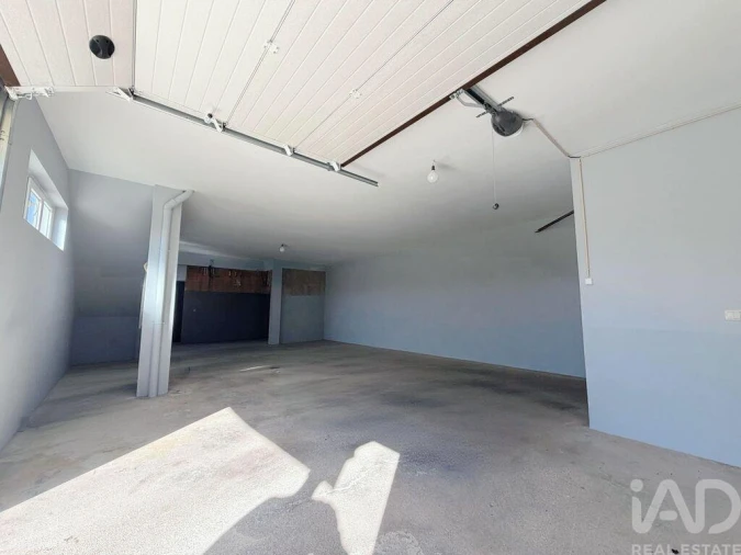 Moradia T4 para Venda em Vilar de Nantes Foto 19