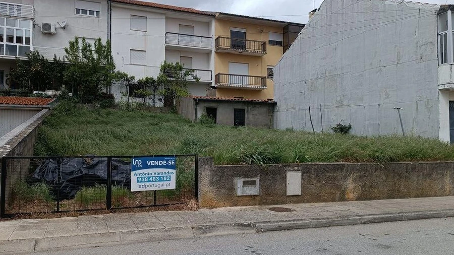 Terreno para Venda em Mogadouro, Valverde, Vale de Porco e Vilar de Rei
