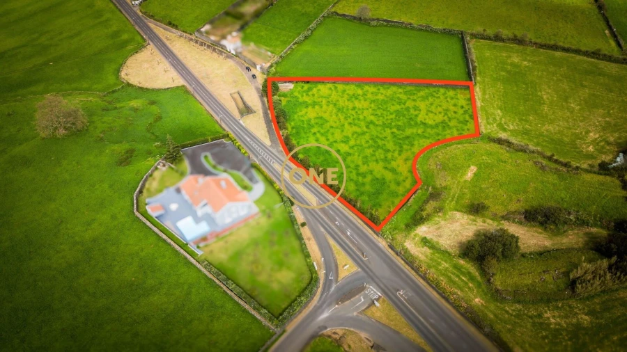 Terreno para Venda em Pico da Pedra Foto 5