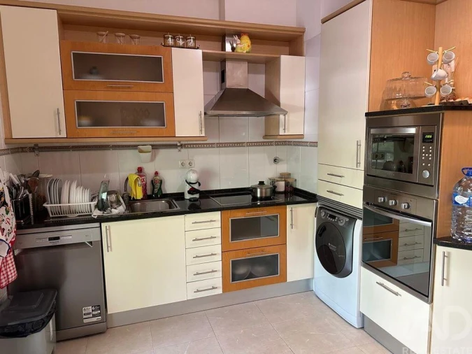 Apartamento T3 para Arrendamento em Odivelas Foto 5