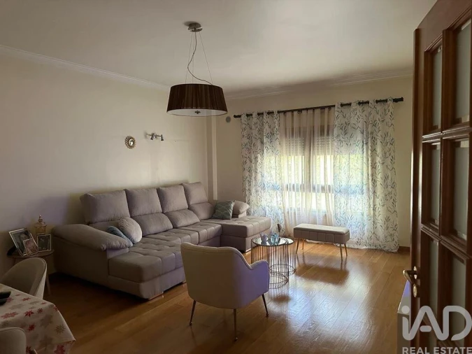 Apartamento T3 para Arrendamento em Odivelas Foto 23