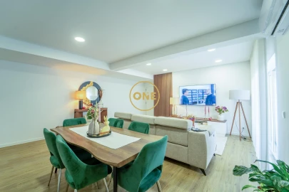 Apartamento T3 para Venda em Rabo de Peixe