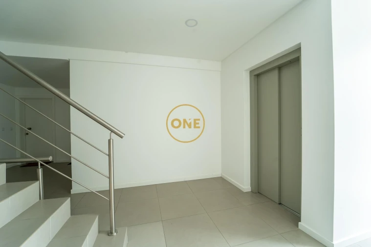 Apartamento T3 para Venda em Rabo de Peixe Foto 18