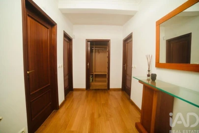 Moradia T4 para Venda em Pelariga