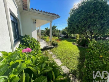 Moradia T4 para Venda em Pelariga