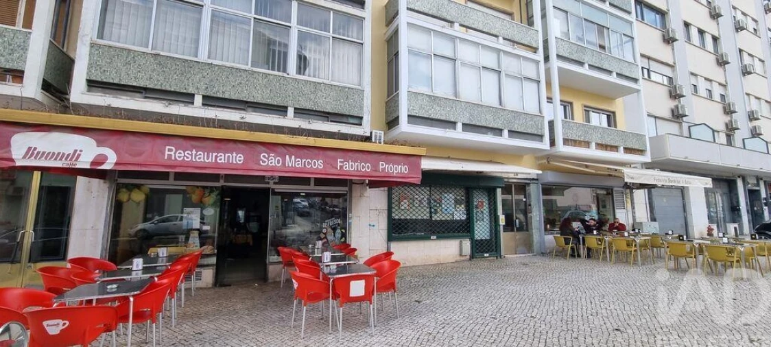 Apartamento T1 para Arrendamento em Avenidas Novas Foto 14