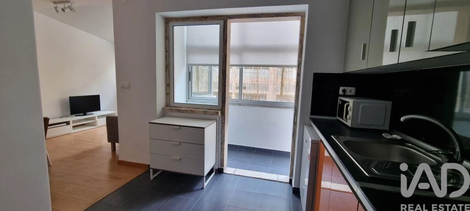 Apartamento T1 para Arrendamento em Avenidas Novas Foto 4