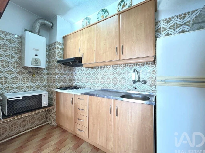 Apartamento T1 para Venda em Quarteira Foto 7