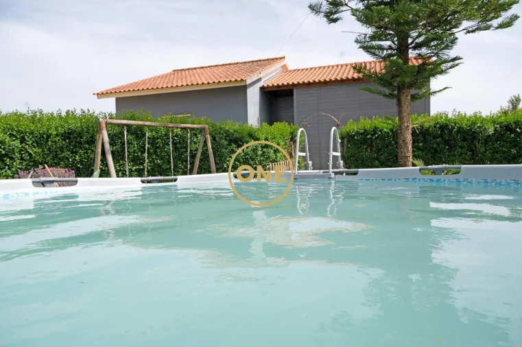 Quinta T3 para Venda em Benavente Foto 3