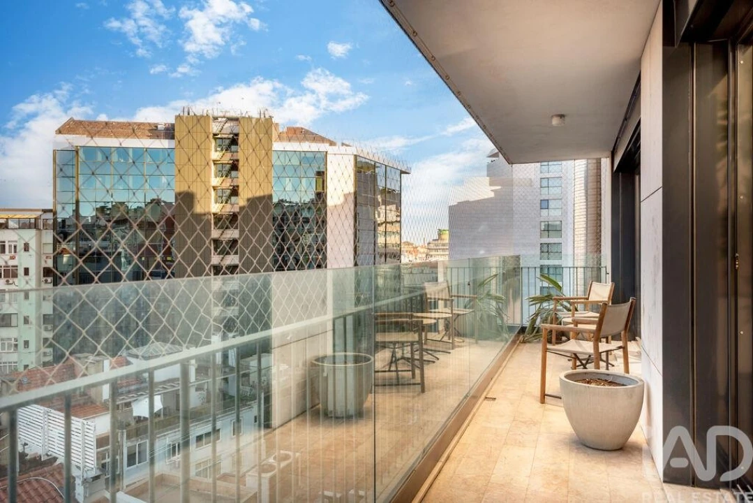 Apartamento T6 para Venda em Avenidas Novas Foto 8
