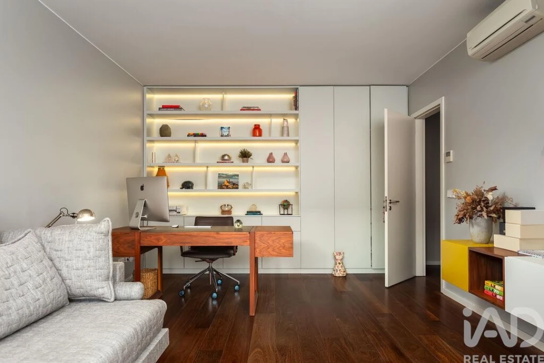 Apartamento T6 para Venda em Avenidas Novas Foto 32