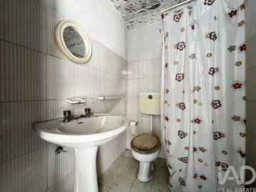 Moradia T2 para Venda em São Miguel, Santa Eufémia e Rabaçal