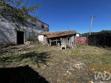 Moradia T2 para Venda em São Miguel, Santa Eufémia e Rabaçal