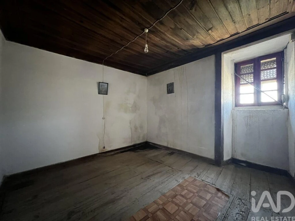 Moradia T2 para Venda em São Miguel, Santa Eufémia e Rabaçal Foto 9