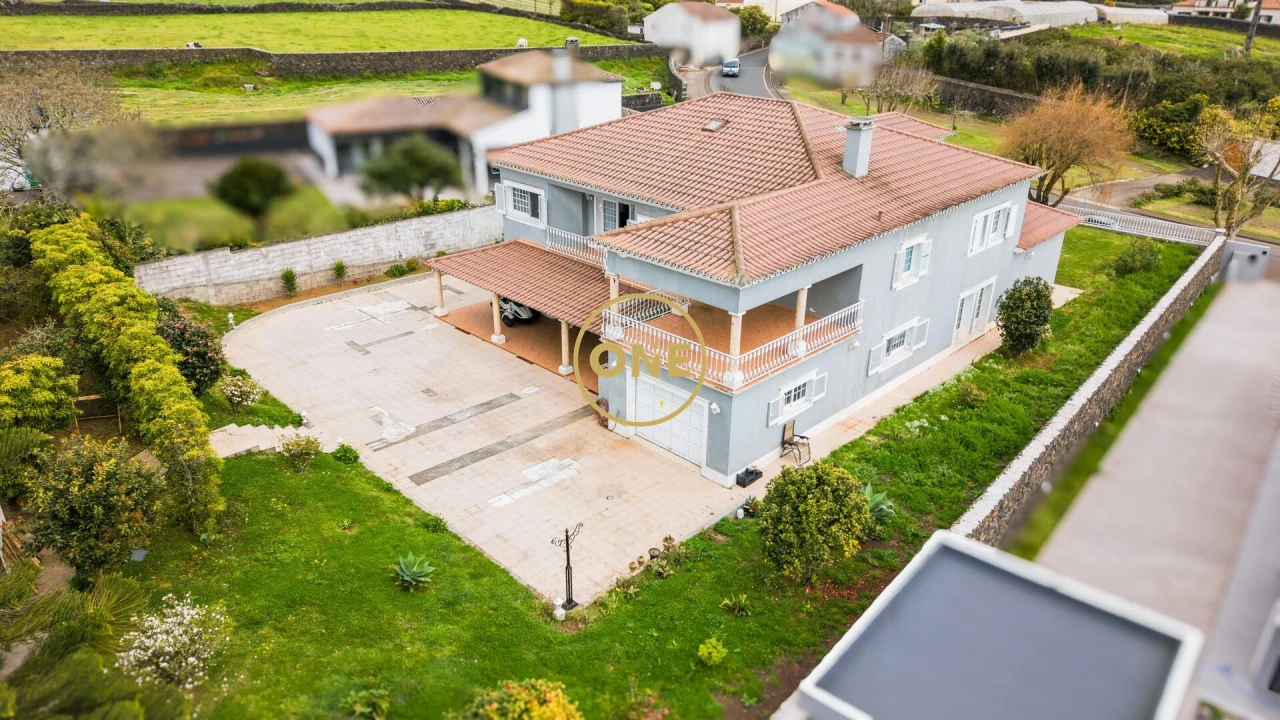 Moradia T4 para Venda em Rosto do Cão (Livramento) Foto 69