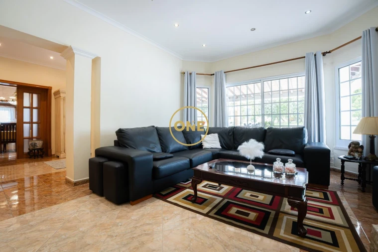 Moradia T4 para Venda em Rosto do Cão (Livramento) Foto 26