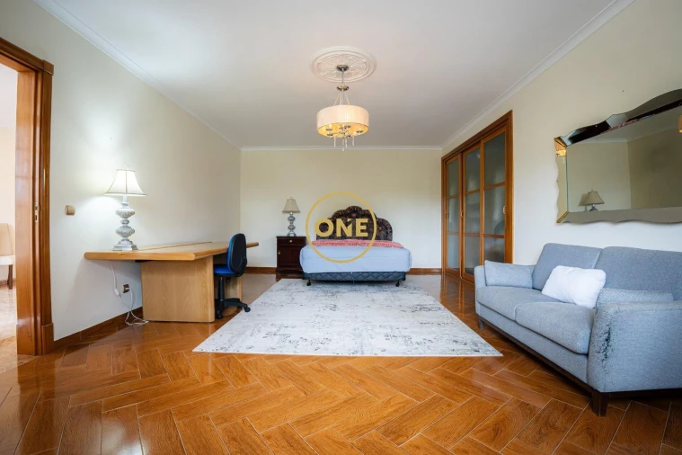 Moradia T4 para Venda em Rosto do Cão (Livramento) Foto 48