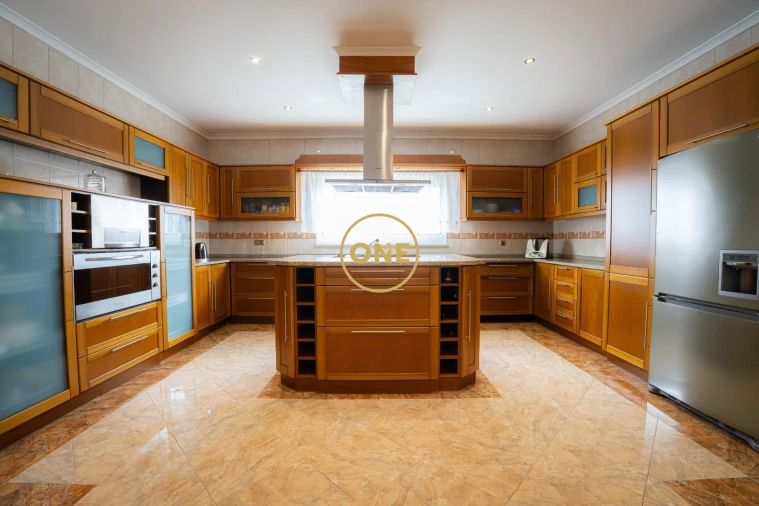 Moradia T4 para Venda em Rosto do Cão (Livramento) Foto 19