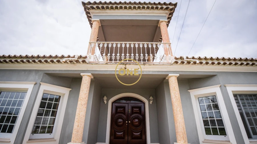 Moradia T4 para Venda em Rosto do Cão (Livramento) Foto 2