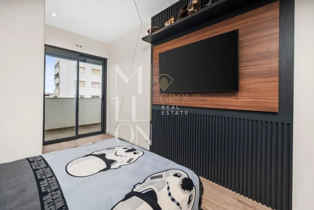Apartamento T4 para Venda em Portimão Foto 35