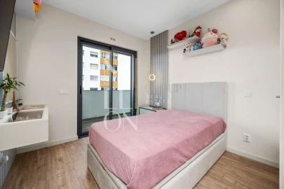 Apartamento T4 para Venda em Portimão